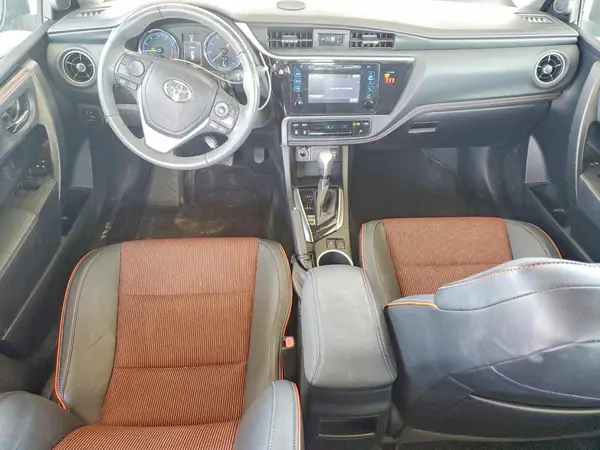 2T1BURHE6JC063838 2018 TOYOTA COROLLA - Image 8