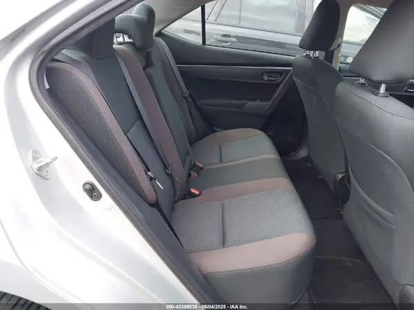 2T1BURHE6JC064214 2018 TOYOTA COROLLA - Image 8