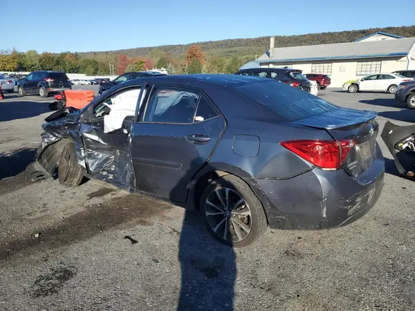 2T1BURHE6JC065265 2018 TOYOTA COROLLA - Image 2