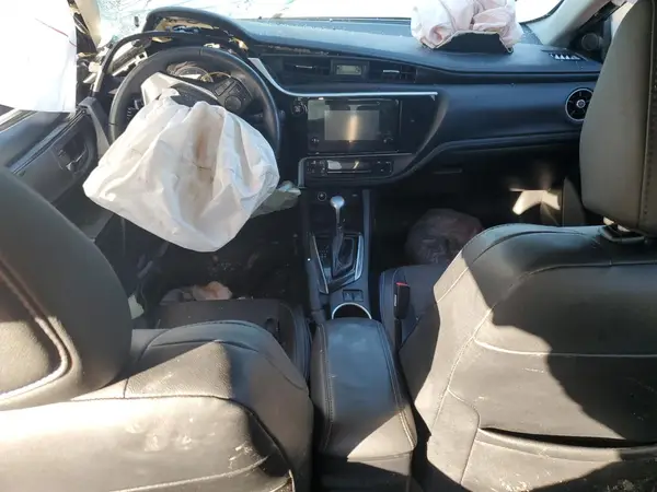 2T1BURHE6JC065265 2018 TOYOTA COROLLA - Image 8