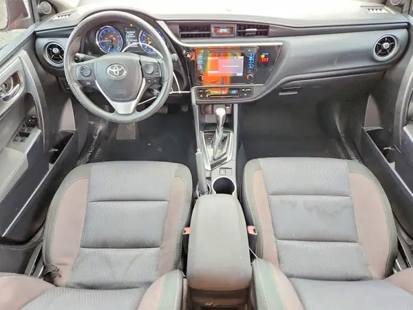 2T1BURHE6JC068375 2018 TOYOTA COROLLA - Image 8
