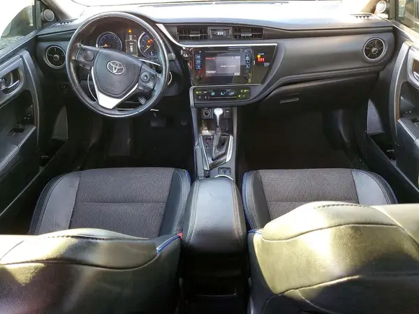 2T1BURHE6JC071471 2018 TOYOTA COROLLA - Image 8