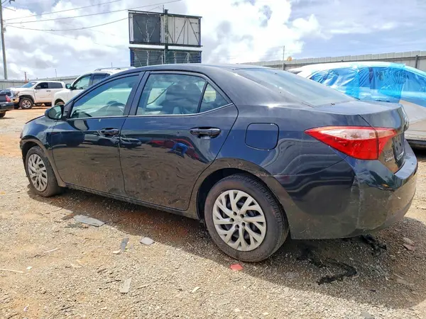 2T1BURHE6JC074337 2018 TOYOTA COROLLA - Image 2