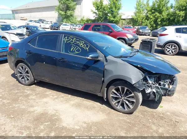 2T1BURHE6JC076718 2018 TOYOTA COROLLA - Image 1