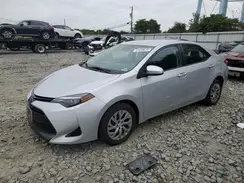 2T1BURHE6JC079215 2018 TOYOTA COROLLA