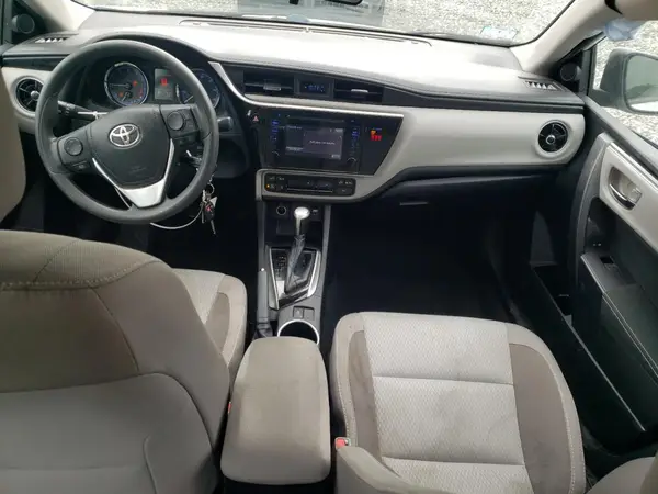 2T1BURHE6JC081871 2018 TOYOTA COROLLA - Image 8