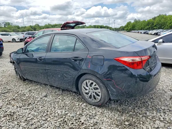 2T1BURHE6JC084074 2018 TOYOTA COROLLA - Image 2