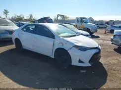 2T1BURHE6JC086097 2018 TOYOTA COROLLA