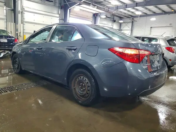 2T1BURHE6JC087895 2018 TOYOTA COROLLA - Image 2