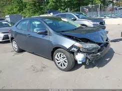 2T1BURHE6JC094281 2018 TOYOTA COROLLA