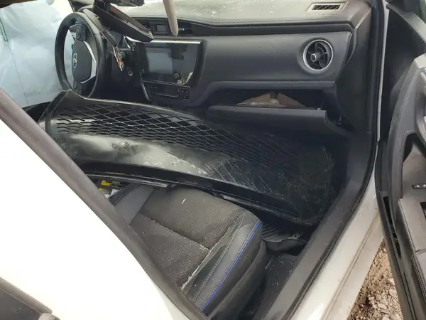 2T1BURHE6JC097665 2018 TOYOTA COROLLA - Image 8