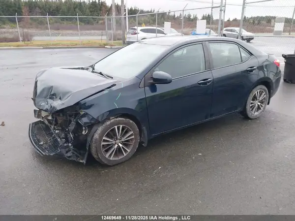 2T1BURHE6JC098637 2018 TOYOTA COROLLA - Image 2