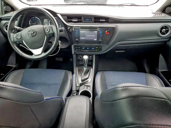 2T1BURHE6JC100497 2018 TOYOTA COROLLA - Image 8