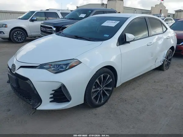 2T1BURHE6JC102332 2018 TOYOTA COROLLA - Image 2