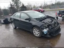2T1BURHE6JC102590 2018 TOYOTA COROLLA