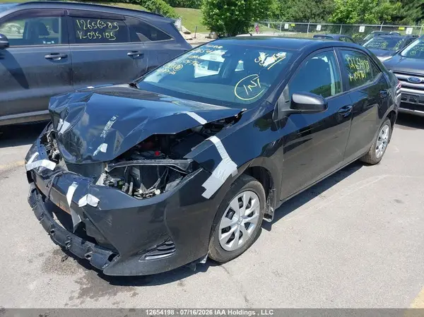 2T1BURHE6JC104761 2018 TOYOTA COROLLA - Image 2