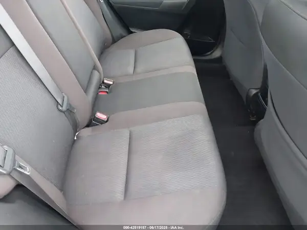 2T1BURHE6JC109782 2018 TOYOTA COROLLA - Image 8