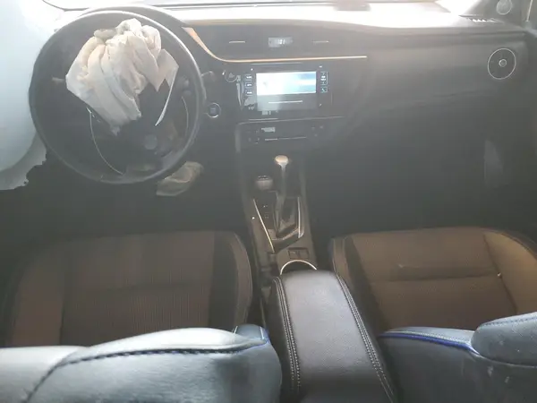 2T1BURHE6JC112701 2018 TOYOTA COROLLA - Image 8