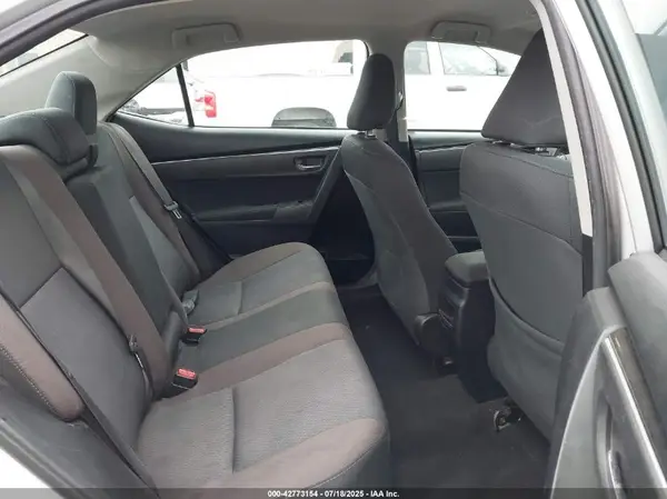 2T1BURHE6JC114626 2018 TOYOTA COROLLA - Image 8