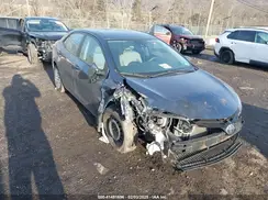 2T1BURHE6JC115064 2018 TOYOTA COROLLA