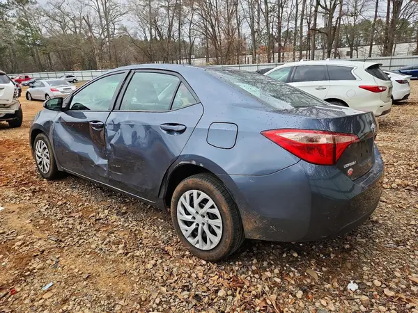 2T1BURHE6JC115338 2018 TOYOTA COROLLA - Image 2