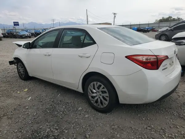 2T1BURHE6JC117736 2018 TOYOTA COROLLA - Image 2