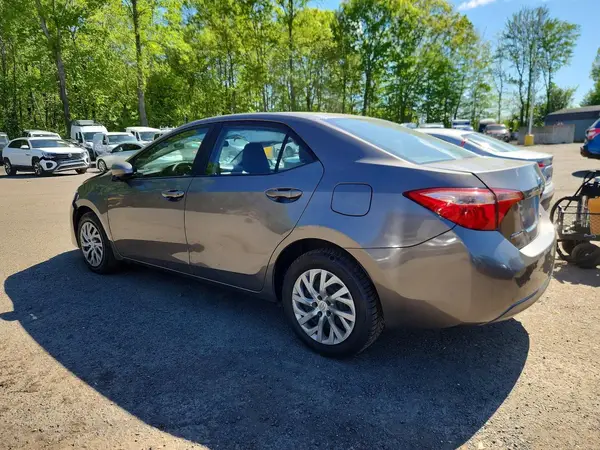 2T1BURHE6JC118353 2018 TOYOTA COROLLA - Image 2