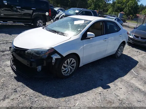 2T1BURHE6JC121575 2018 TOYOTA COROLLA - Image 2