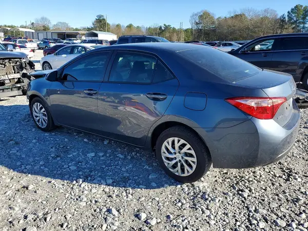 2T1BURHE6JC123018 2018 TOYOTA COROLLA - Image 2