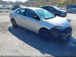 2T1BURHE6JC124475 2018 TOYOTA COROLLA