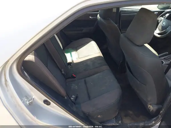 2T1BURHE6JC124475 2018 TOYOTA COROLLA - Image 8
