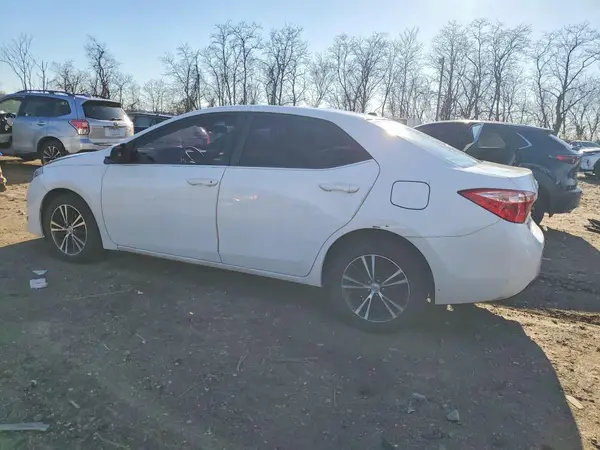 2T1BURHE6JC963798 2018 TOYOTA COROLLA - Image 2
