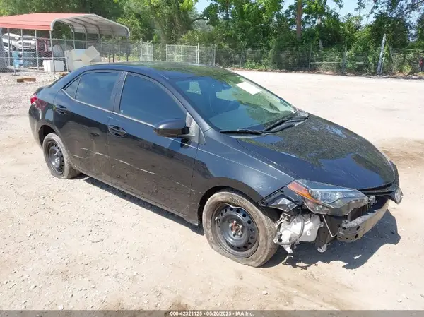 2T1BURHE6JC963879 2018 TOYOTA COROLLA - Image 1