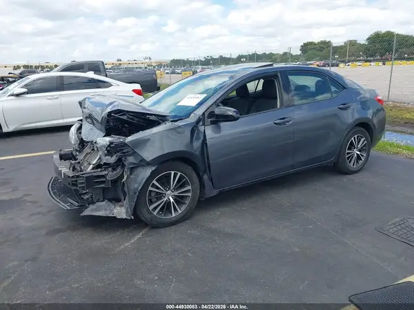 2T1BURHE6JC964594 2018 TOYOTA COROLLA - Image 2