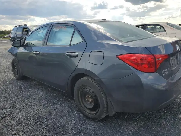 2T1BURHE6JC965650 2018 TOYOTA COROLLA - Image 2