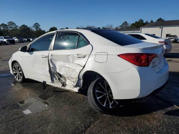 2T1BURHE6JC968712 2018 TOYOTA COROLLA - Image 2