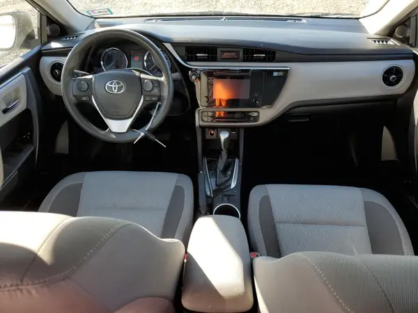 2T1BURHE6JC969164 2018 TOYOTA COROLLA - Image 8
