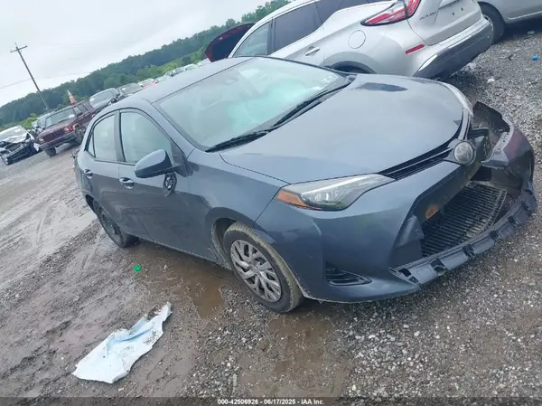 2T1BURHE6JC969844 2018 TOYOTA COROLLA - Image 1