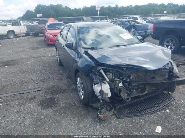 2T1BURHE6JC970041 2018 TOYOTA COROLLA - Image 1