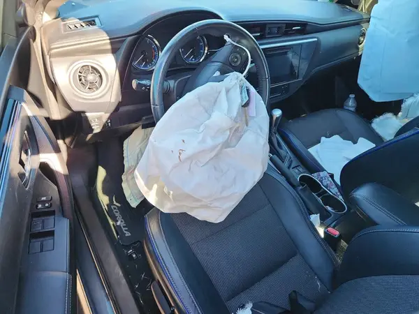 2T1BURHE6JC970394 2018 TOYOTA COROLLA - Image 8