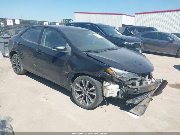2T1BURHE6JC976115 2018 TOYOTA COROLLA - Image 1