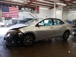 2T1BURHE6JC978057 2018 TOYOTA COROLLA
