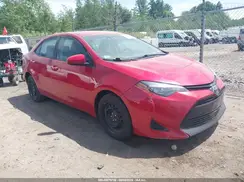 2T1BURHE6JC982951 2018 TOYOTA COROLLA