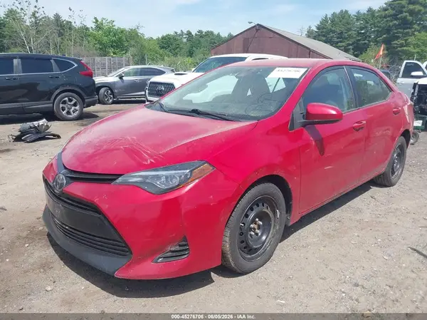 2T1BURHE6JC982951 2018 TOYOTA COROLLA - Image 2