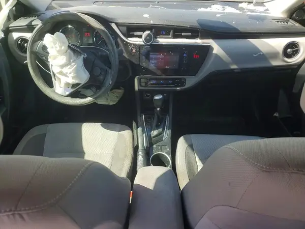 2T1BURHE6JC984585 2018 TOYOTA COROLLA - Image 8