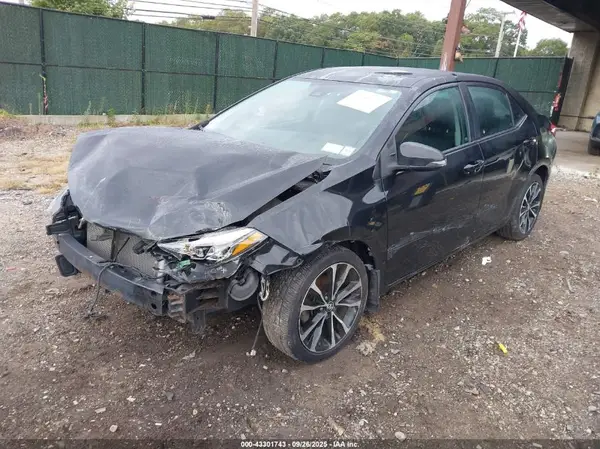 2T1BURHE6JC990340 2018 TOYOTA COROLLA - Image 2