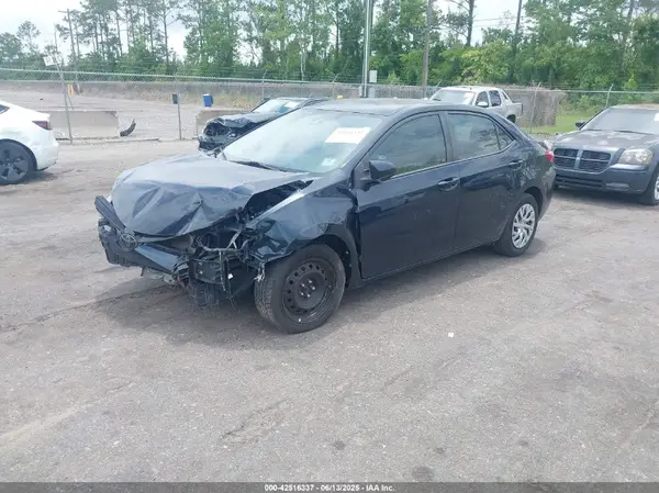 2T1BURHE6JC995411 2018 TOYOTA COROLLA - Image 2