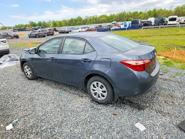 2T1BURHE6KC129998 2019 TOYOTA COROLLA - Image 2
