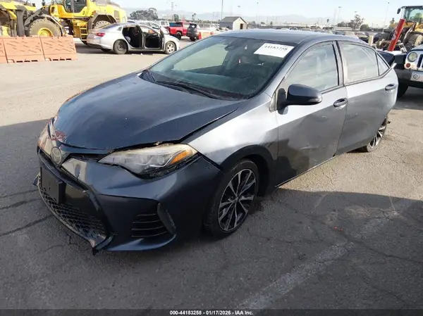 2T1BURHE6KC138023 2019 TOYOTA COROLLA - Image 2