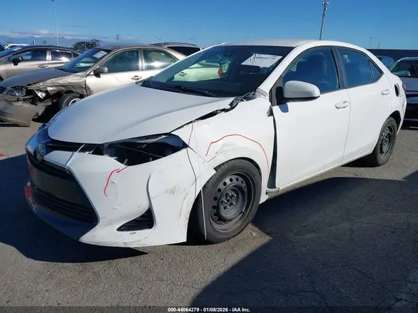 2T1BURHE6KC140029 2019 TOYOTA COROLLA - Image 2
